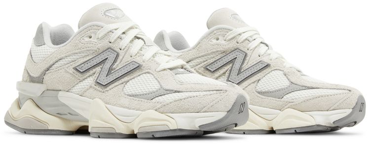 New Balance 9060  Sea Salt