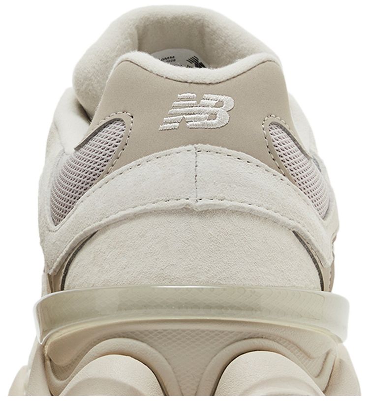 New Balance 9060 Grey Moonbeam