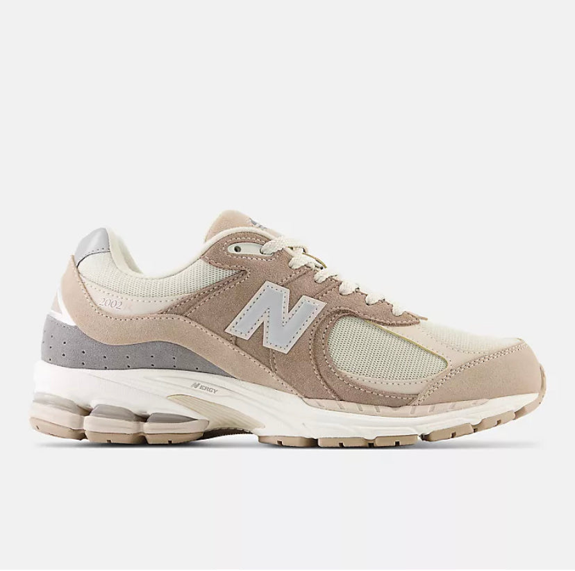 New Balance 2002R Cream