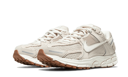 Nike Zoom Vomero 5 Light Orewood Brown