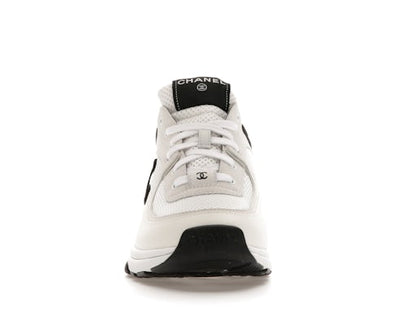 Chanel Low daim blanc/noir